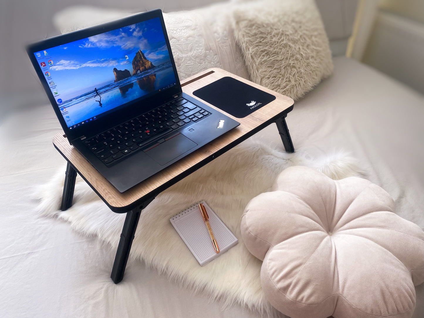 Axolotl Fold Away Bed Tray Safir - Lap Desk with Mouse Pad - Bed Desk - Foldable Lap Tray - Breakfast Tray with Phone Compartment - Gift (Kopya)