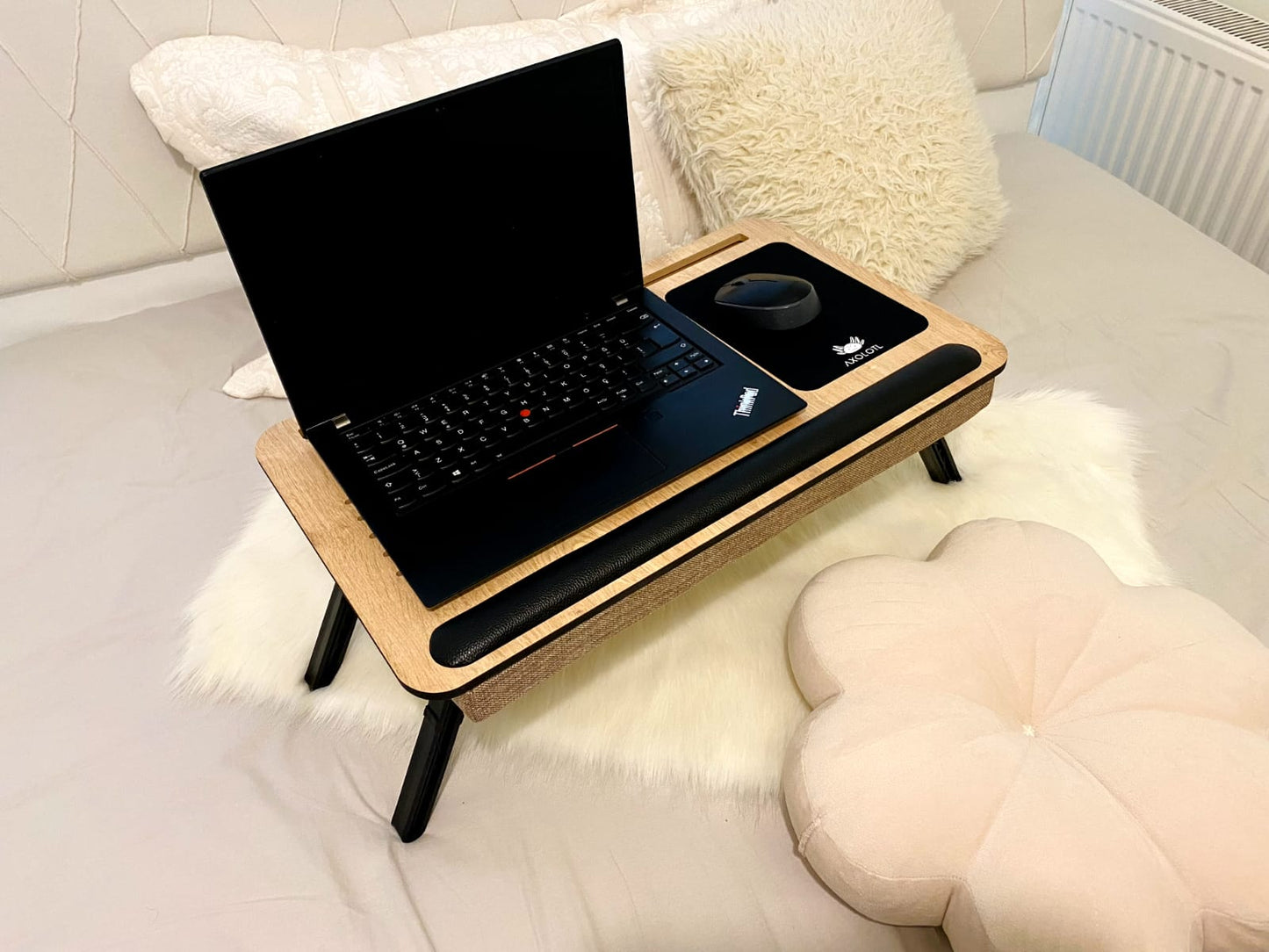 Axolotl Supply Plus Safir Laptop Stand with Cushion and Fold Away Bed Tray (Kopya)