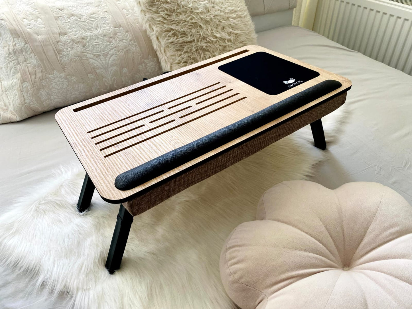 Axolotl Supply Plus Safir Laptop Stand with Cushion and Fold Away Bed Tray (Kopya)