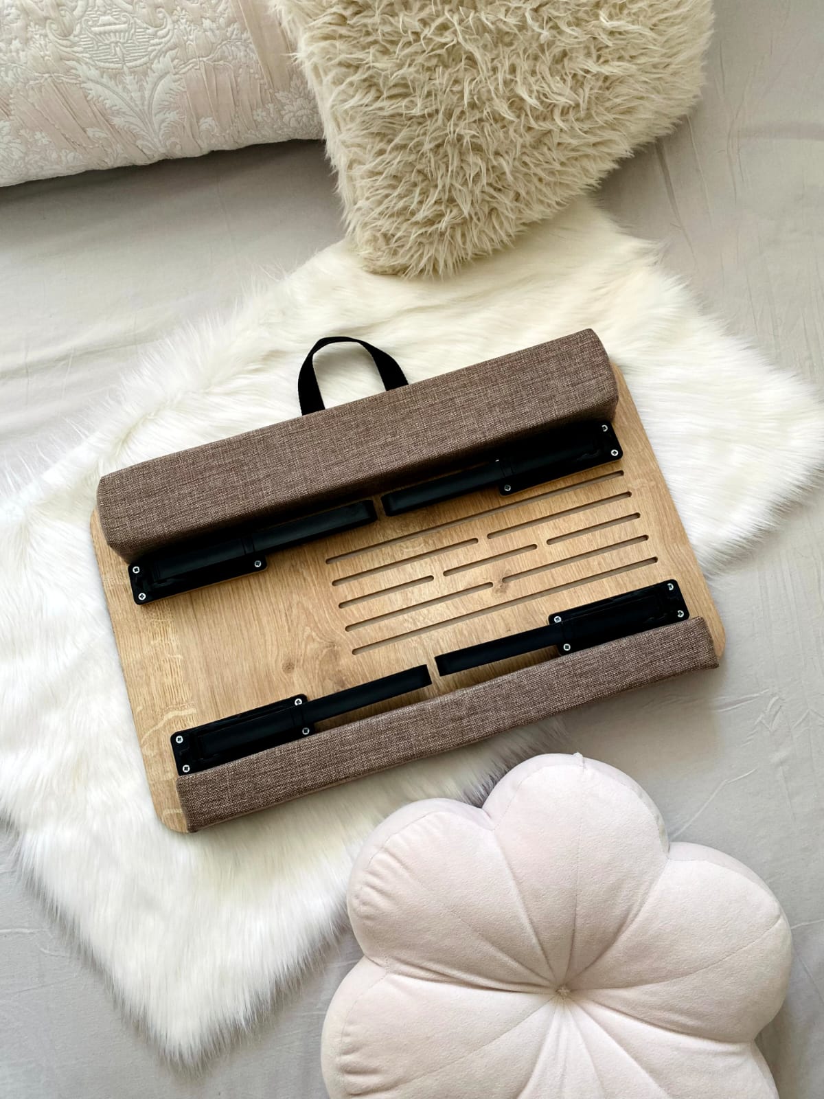 Axolotl Supply Plus Safir Laptop Stand with Cushion and Fold Away Bed Tray (Kopya)