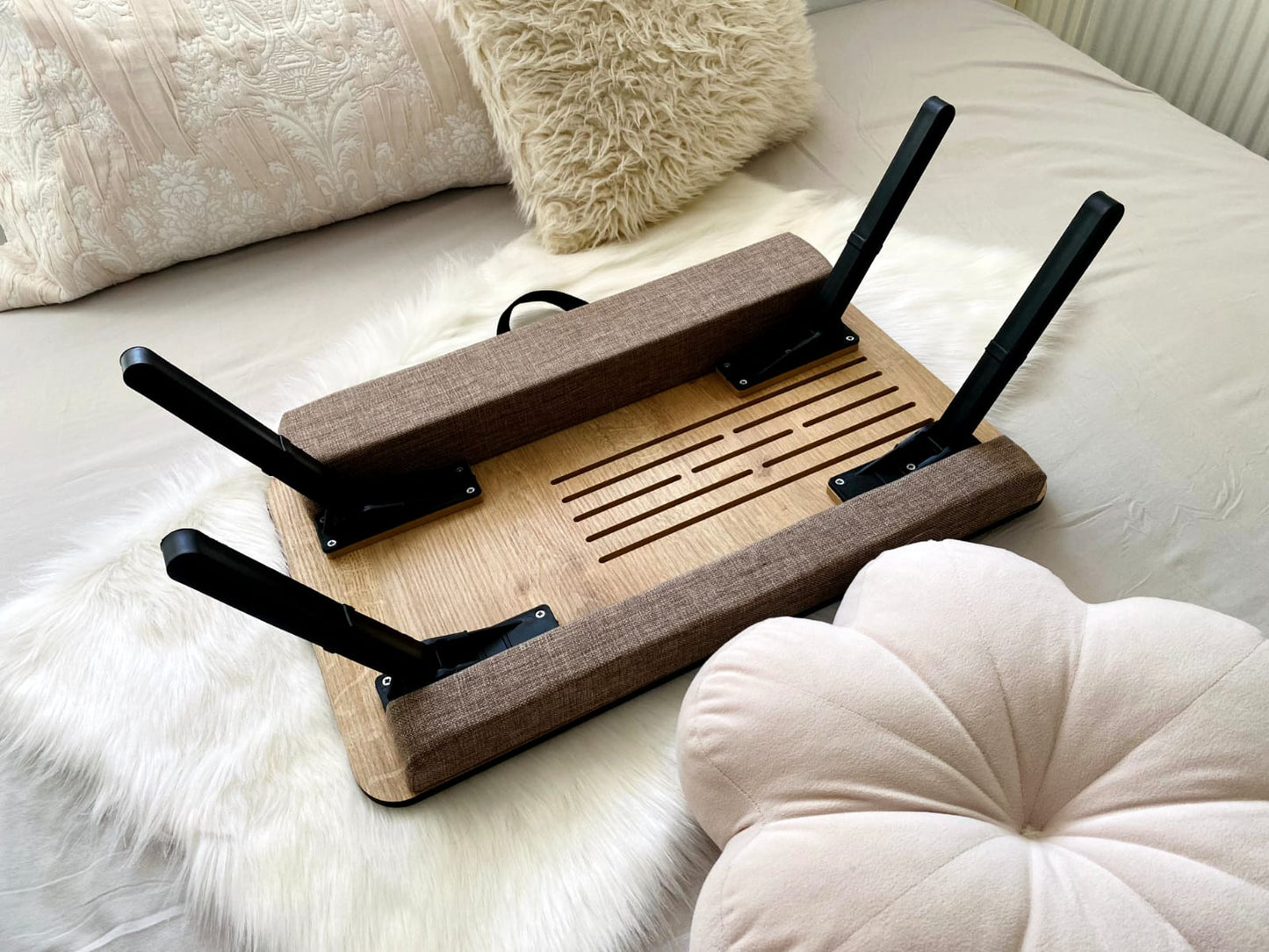 Axolotl Supply Plus Safir Laptop Stand with Cushion and Fold Away Bed Tray (Kopya)