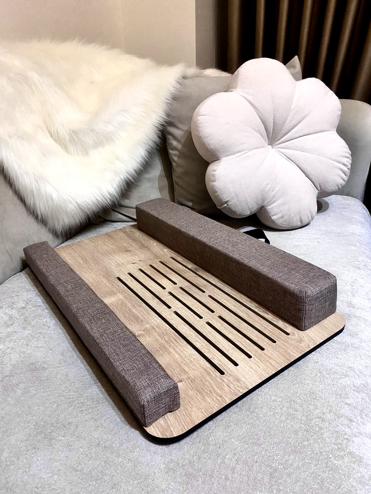 Axolotl Supply Safir Laptop Stand